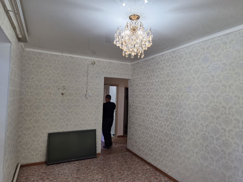 Продам 2 к.кв  район Жилянка