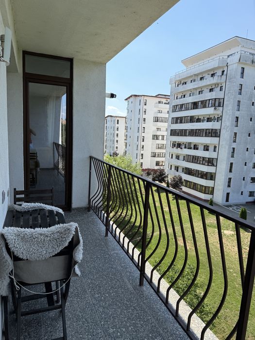 Proprietar, inchiriez apartament 3 camere, 80 mp + balcon