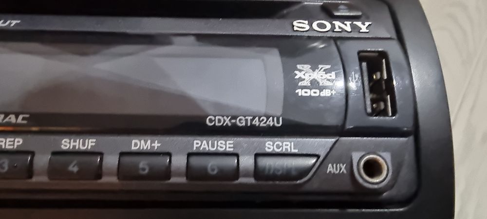 Radio cd autoi Sony cu USB