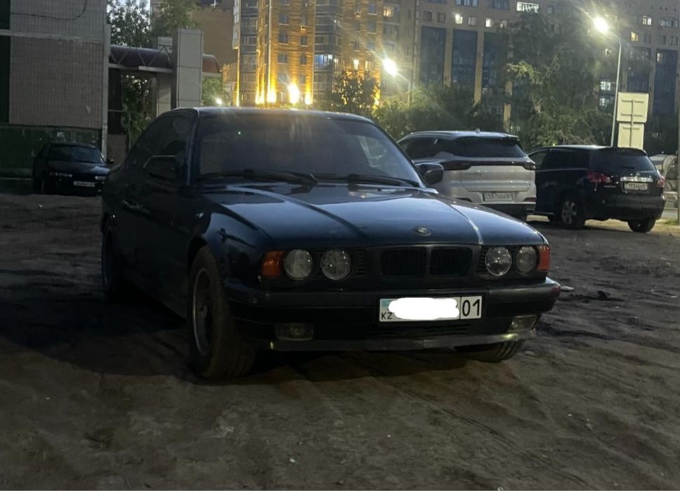 BMW E34 520i бумер