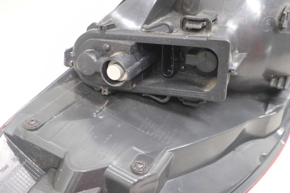 Десен външен стоп БМВ Ф46 Гран Турър