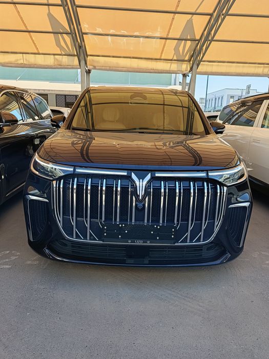 Voyah DREAMER 2024 PHEV 4WD — 7 МЕСТ
