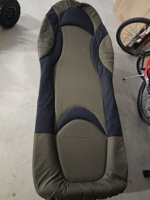 Шарандийски походни легла Fox EOS 1 и Pelzer Executive Bedchair II