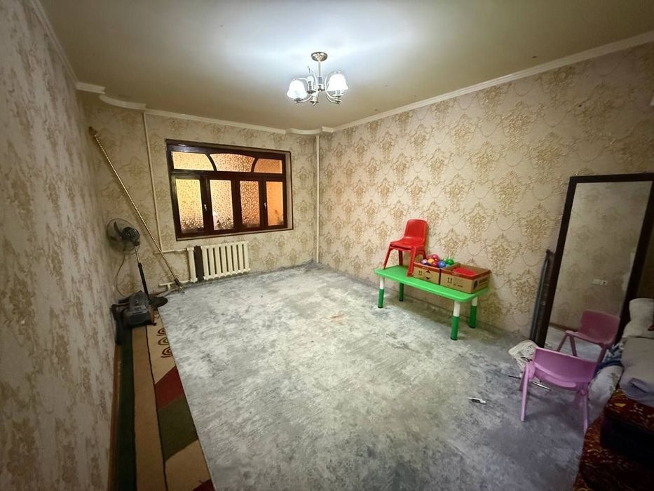 Тузел 40-леть 3/1/5, 77-серия кирпич дом сотилади