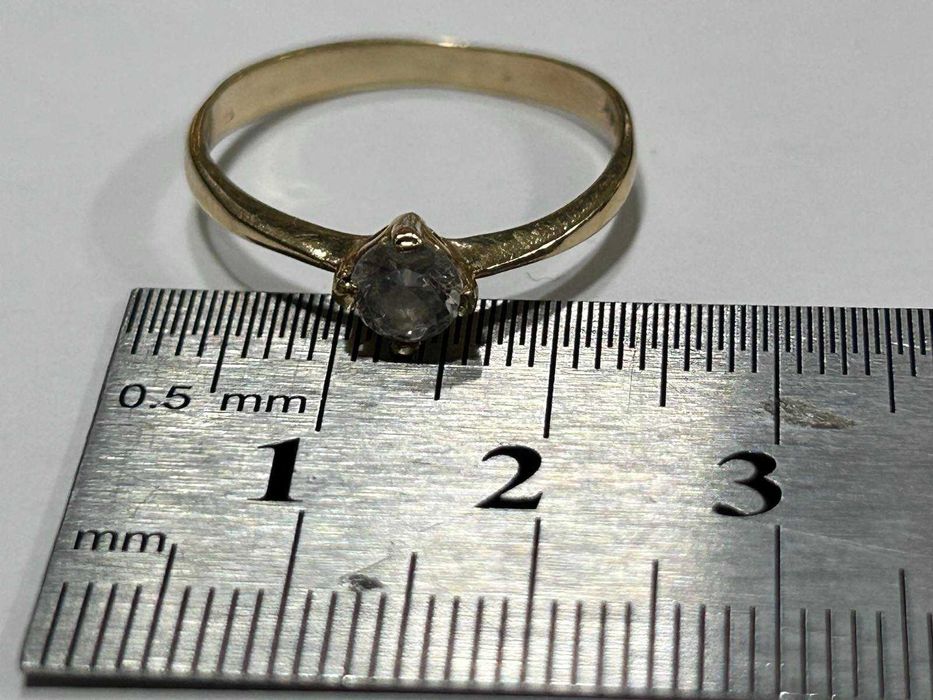 Златен пръстен 14 К 585 /2,18 гр.