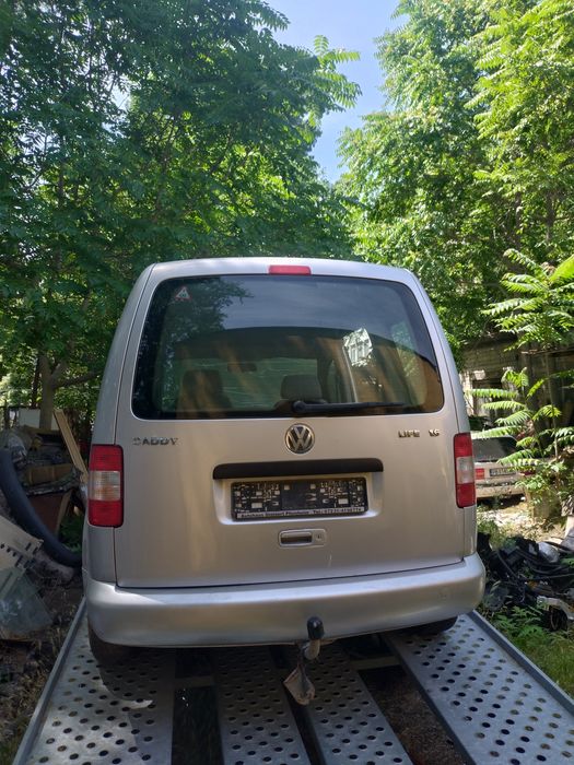 Vw Caddy 1.6 бензин На Части