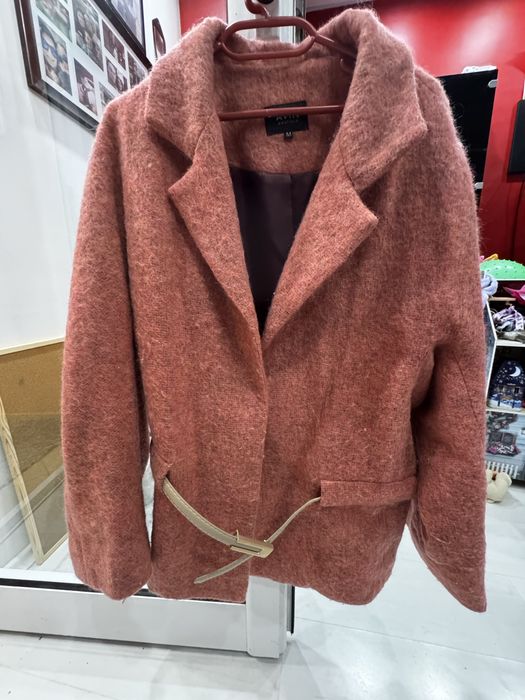 AVIN- Палто с коланче