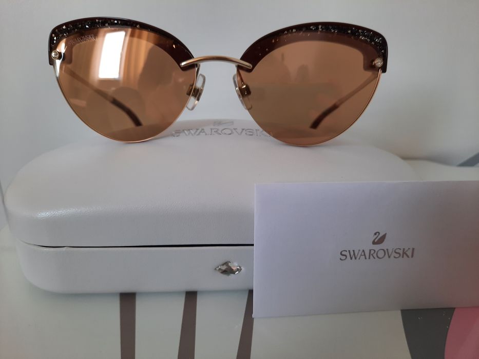 Нови очила на Swarovski