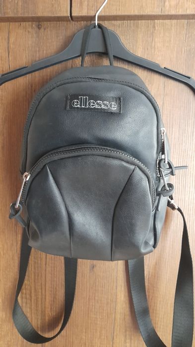 Elesse раничка,Много удобна за ежедневието