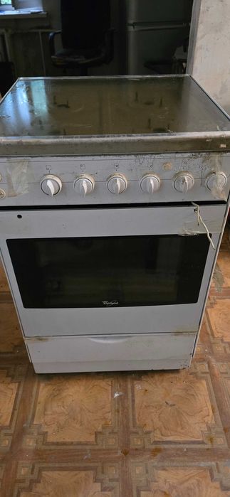 Продам Газовую плиту