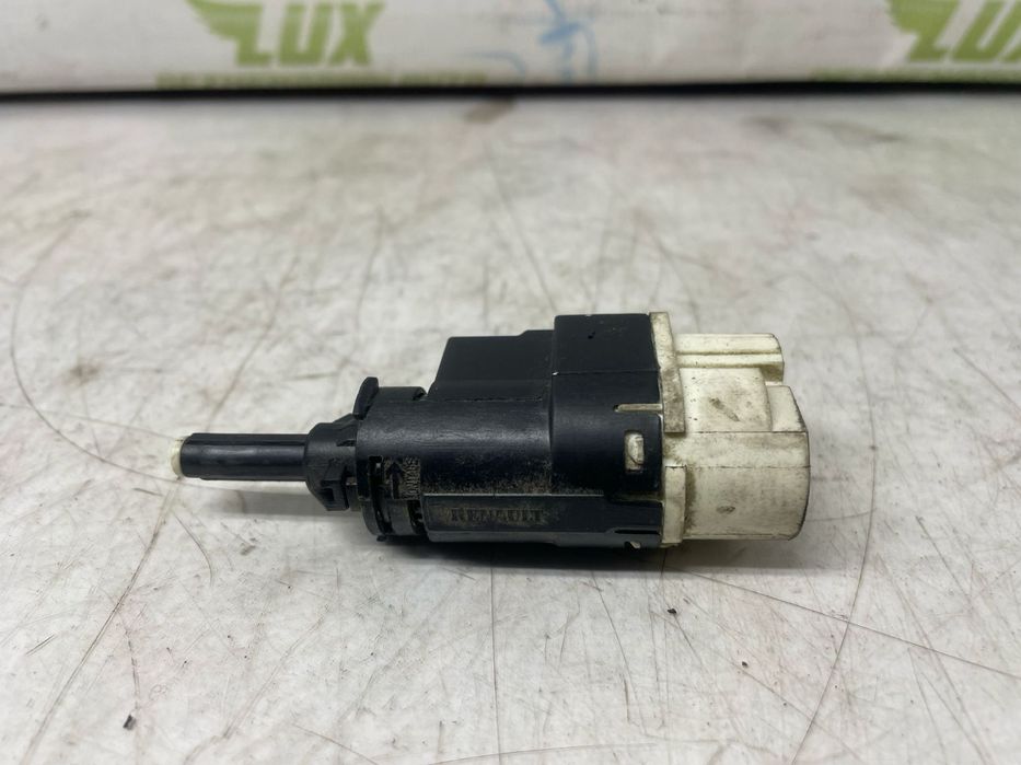 Comutator lumini frana 253206170r Renault Clio 4 [2012 - 2020]