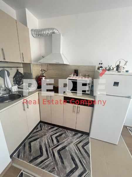 Продава се Двустаен апартамент в Поморие - 49 кв.м за 1956 €/кв.м - Снимка #1