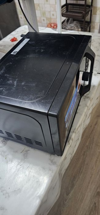 Микроволновка Midea