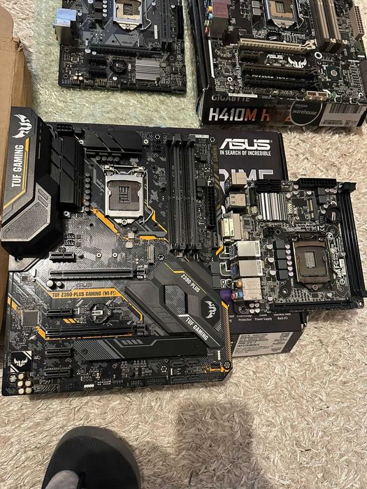 Placi de baza ASUS TUF Gaming Gigabyte ASRock