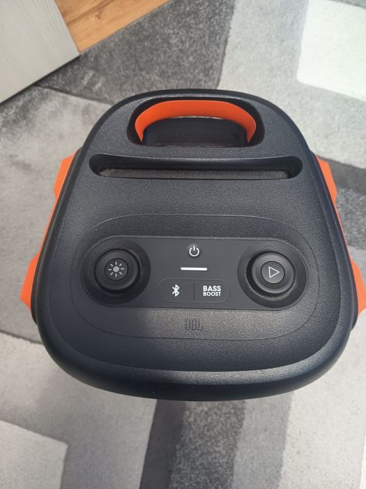 Boxă JBL patrybox 110