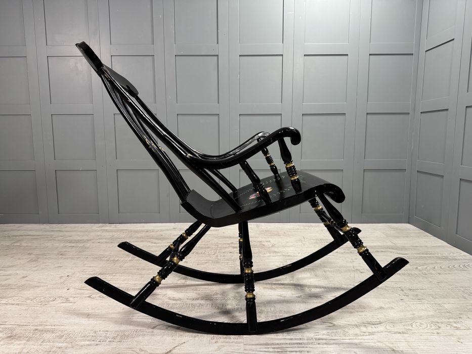 Люлеещ  стол К107