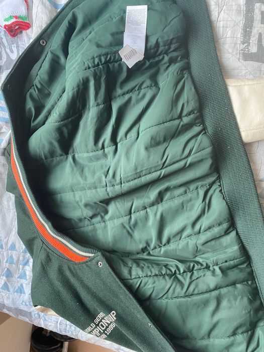 Колежанско яке от NewYorker, размер мъжко S и женско M/L