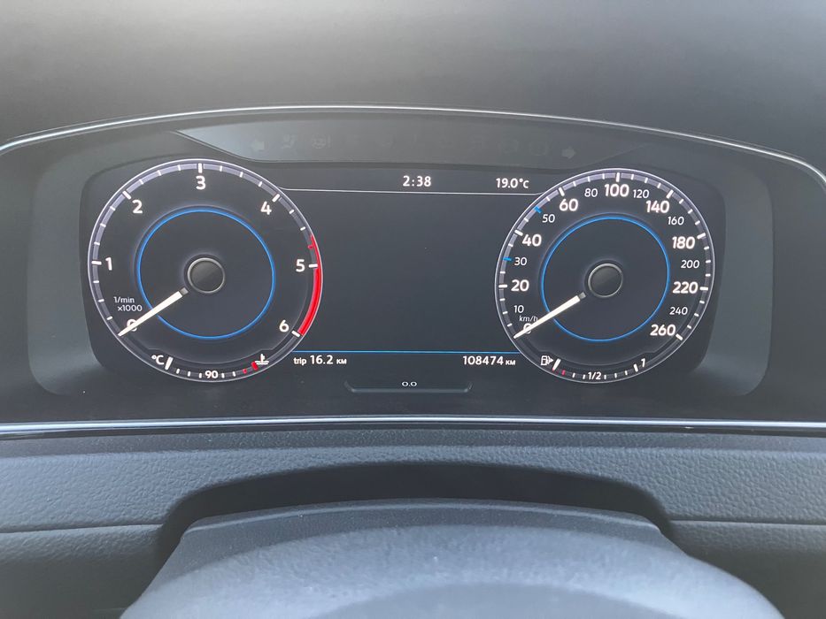 Golf 7.5 1.6tdi 2017г.