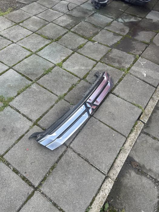 Решетка mitsubishi outlander 3 мицобиши аутлендър 3 маска 2014г