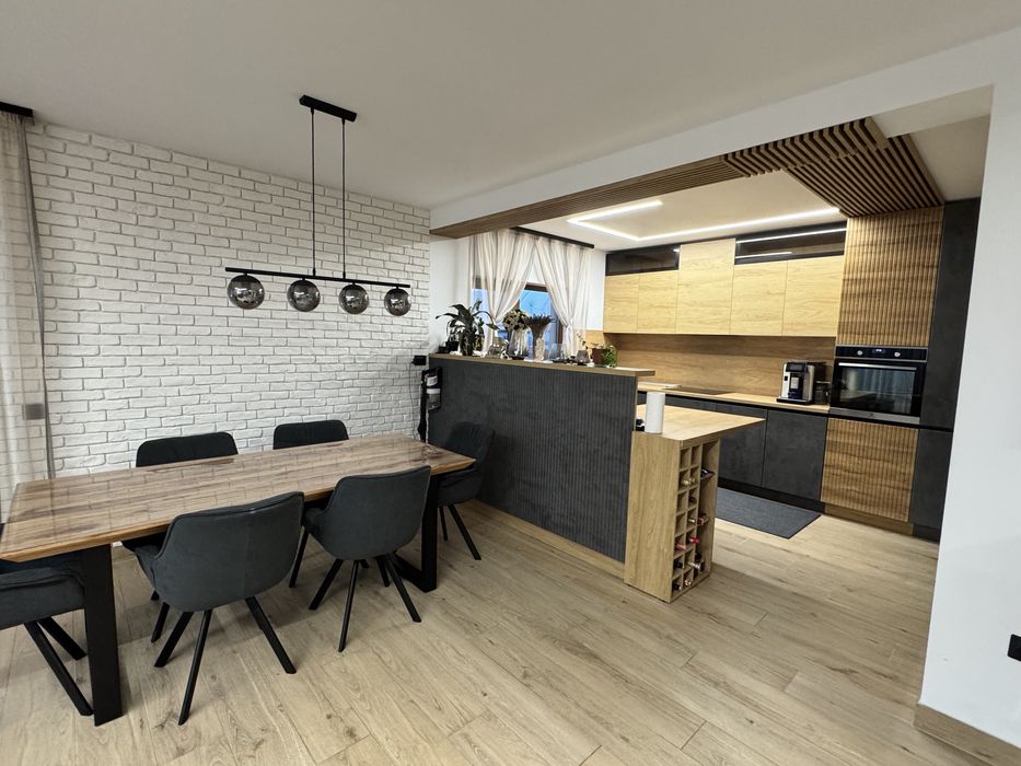 Casa mobilata, utilata- 184 mp utili, teren 500mp