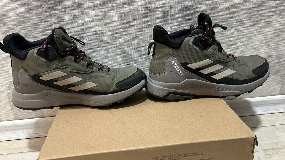 Зимни обувки adidas terrex