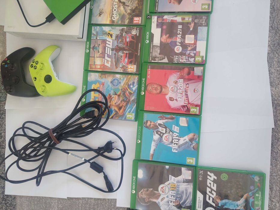 Xbox One s 1TB + 11 jocuri