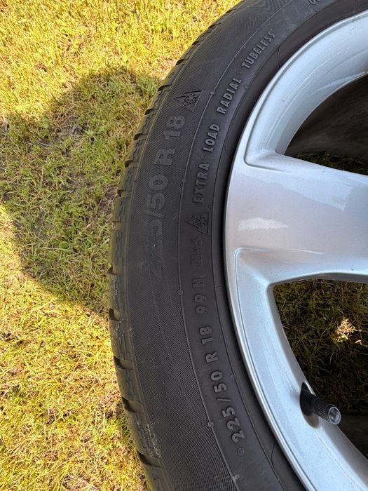 Vând Set4 Anvelope cu Jante aliaj originale Audi