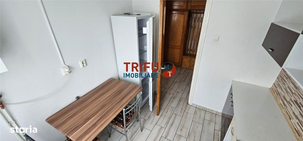 Apartament 2 camere etaj 3 Zona Cetate
