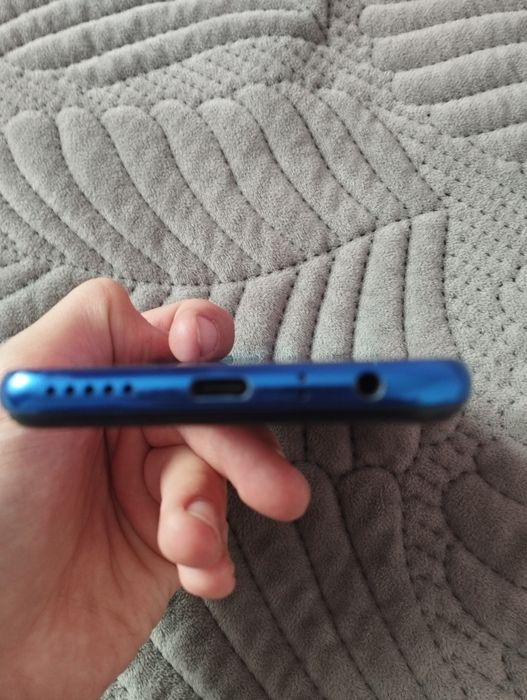 Продам редми нот 8