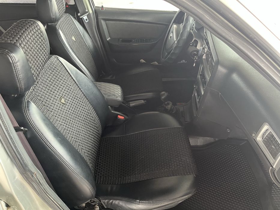 Nexia 2lyuks moshinadi sotiladi.