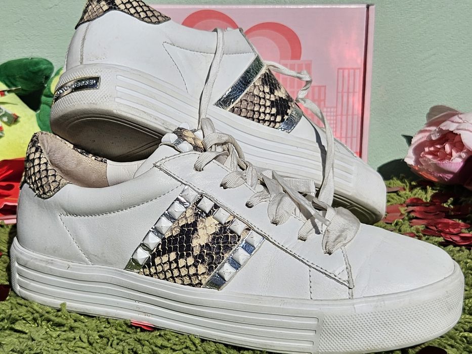 Kennel and Schmenger кецове от кожа N38