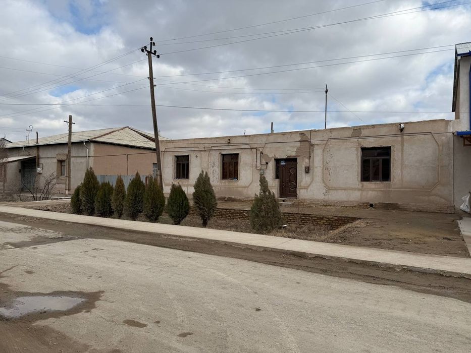 дом 5 комнатный с садом 13 сотик