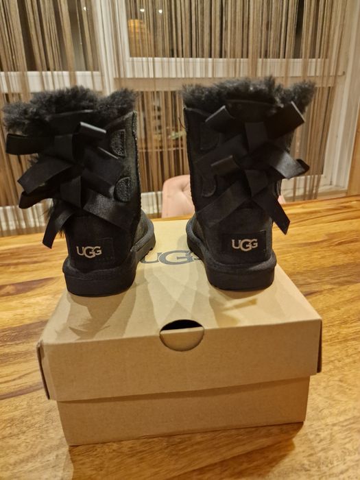 Vand ghete UGG Bailey marimea 22
