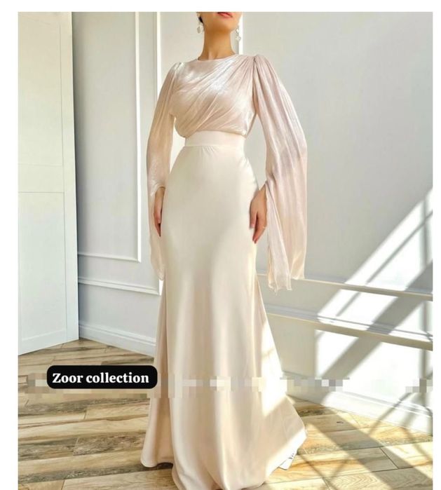 Красивые платья в отличном состоянии