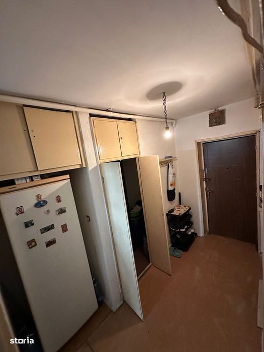 Garsonieră spațioasă de 40 mp, bloc  1986, în Sector 5, zona Str Doina