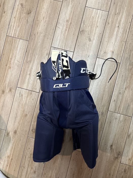 Хоккейные шорты CCM quicklite 250