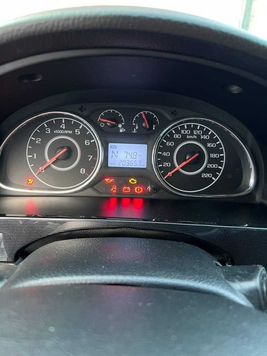 Продаётся Chevrolet Lacetti 1.6 AT