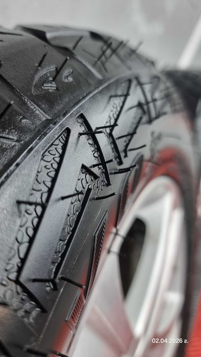 гуми с джанти 5х114.3 60.1мм 225/60 17