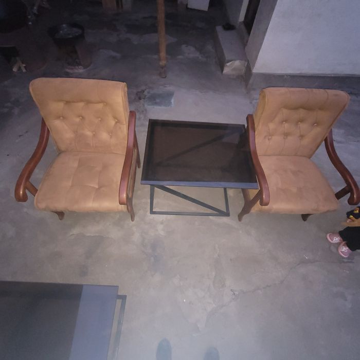 Ofis mebel stol kreslo shkaf devan oynakli sotol 2ta