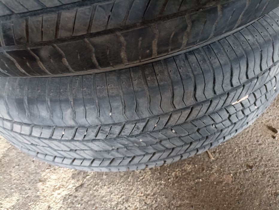 Продам летние шины 215 70R 16