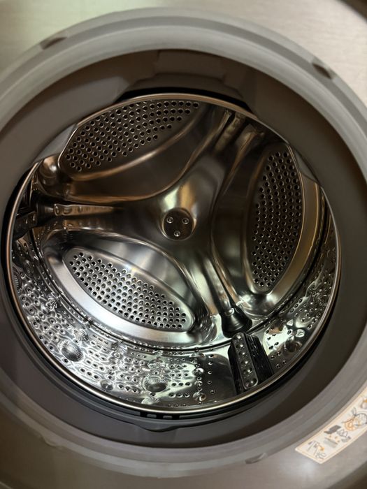 Стральная машина LG 7кг