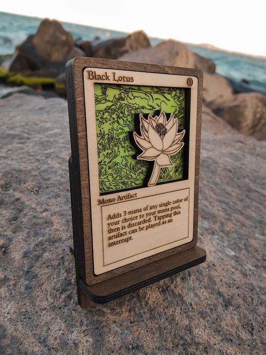 3D Дървени Карти / Yu-Gi-Oh! / Pokemon / MTG (20 € / бр.) + Стойка и кутия