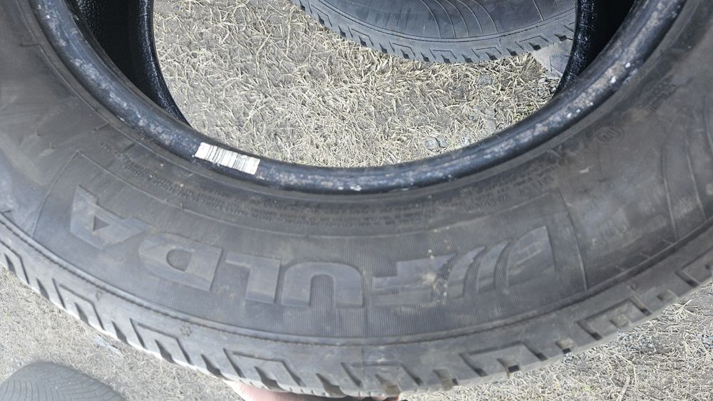 2бр гуми 215 65 16 дот 20 фулда