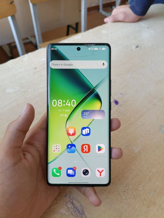 Infinix note 40 pro 256/12