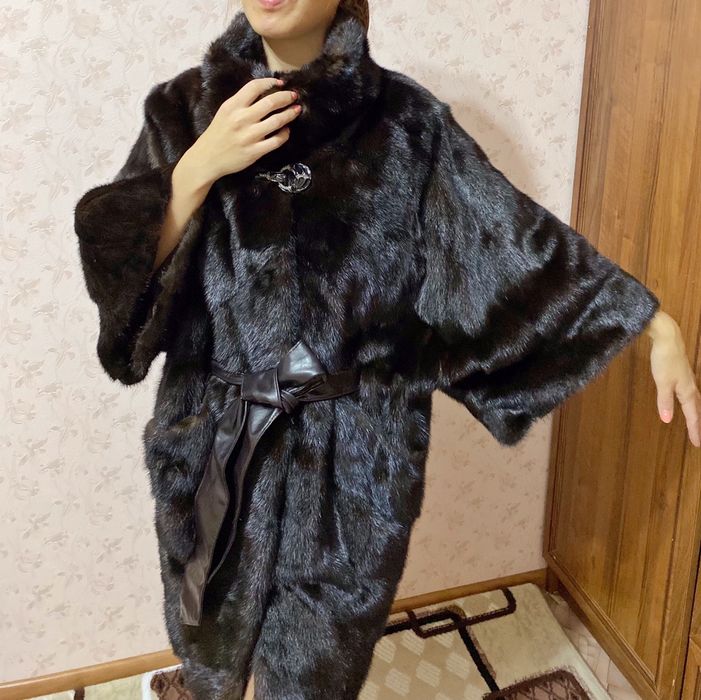 Шуба 44 р коричневая