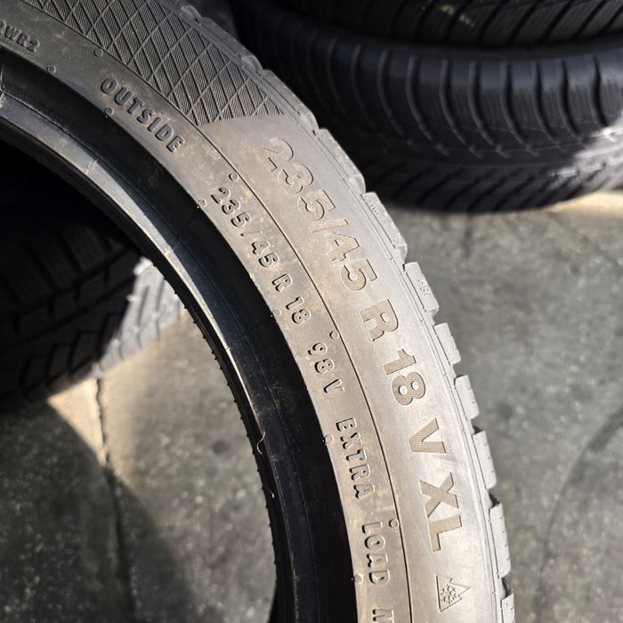 2x 235/45/18 M+S CONTINENTAL 2020 Stare excelentă