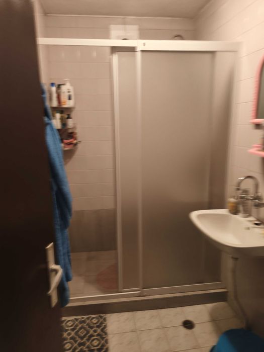 Продавам 4 стаен апартамент