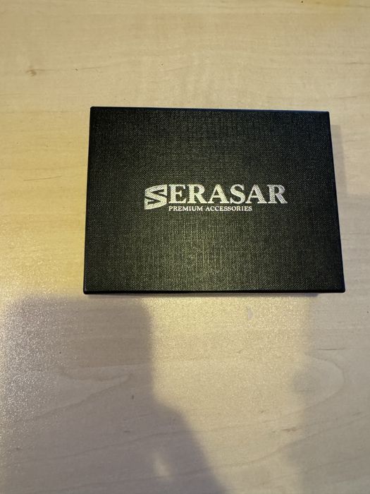 Портфейл - Чисто Нов Serasar