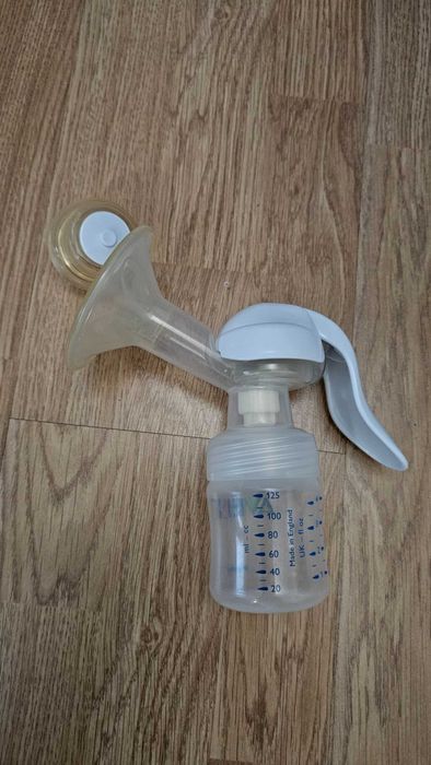 Pompa de san manuala Avent Natural, silicon moale