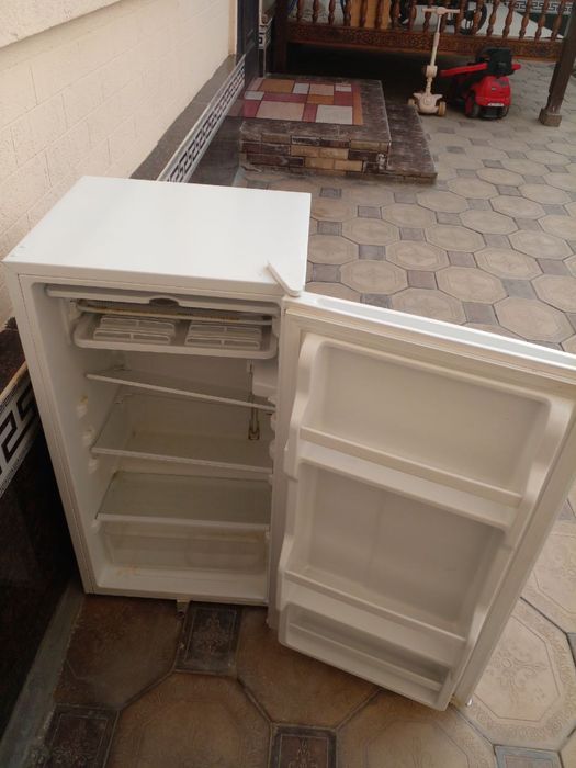 Холадилник Срочна сотилади